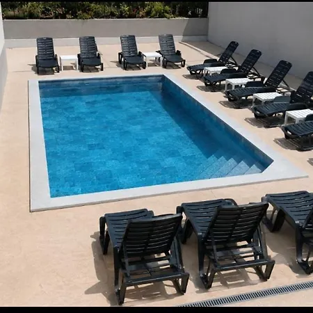 M2 Sobe Kapselhotell *